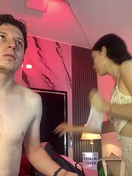 Snapshot of SsexCouplee chatting on March 2026 11:27:02 AM SsexCouplee online show from March 2026 11:27:02 AM