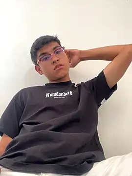 Snapshot of Muchachito18 chatting on October 2025 03:56:02 PM Muchachito18 online show from October 2025 03:56:02 PM