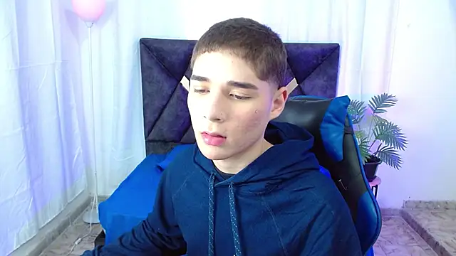 Mattass18 online show from October 2025 01:36:03 PM