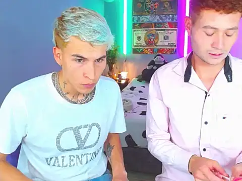 Snapshot of Latin_boysxxxx chatting on October 2025 02:14:02 AM Latin boysxxxx online show from October 2025 02:14:02 AM