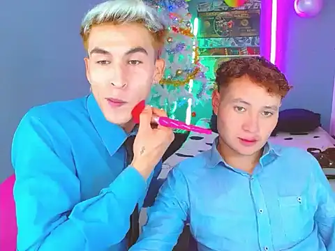 Snapshot of Latin_boysxxxx chatting on November 2025 03:49:02 AM Latin boysxxxx online show from November 2025 03:49:02 AM