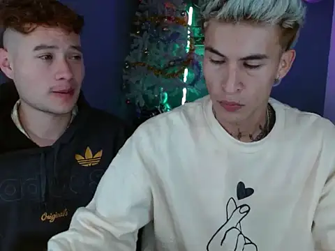 Snapshot of Latin_boysxxxx chatting on November 2025 06:57:02 AM Latin boysxxxx online show from November 2025 06:57:02 AM