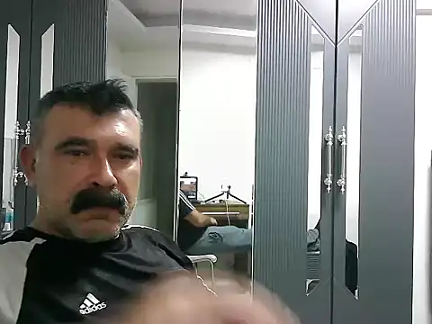 meroglu45 online show from October 2025 07:01:02 PM