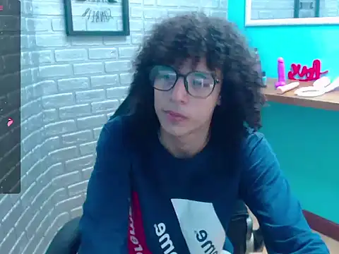 Mike Miiller  online show from December 2025 03:29:01 PM