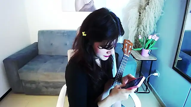Snapshot of AmberPixie_ chatting on May 2026 02:29:01 AM AmberPixie online show from May 2026 02:29:01 AM