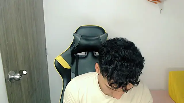 Maynow 666 online show from October 2025 09:26:02 PM