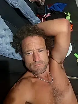 Snapshot of shainnfk chatting on October 2025 04:07:02 PM shainnfk online show from October 2025 04:07:02 PM