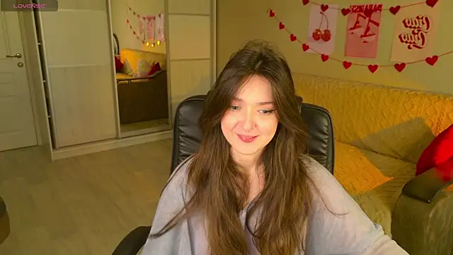 BellaSink online show from October 2025 05:31:02 AM