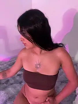 Emilux  online show from April 2026 06:20:01 PM