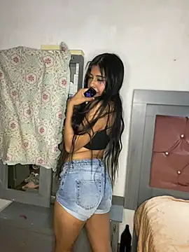 Snapshot of Alicia_Sanz chatting on March 2026 07:45:01 AM Alicia Sanz online show from March 2026 07:45:01 AM