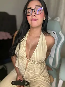 Snapshot of MiaSofia__ chatting on April 2026 05:32:02 AM MiaSofia online show from April 2026 05:32:02 AM