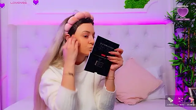 AriannaSins online show from February 2026 01:26:02 PM