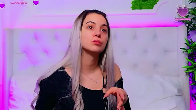 AriannaSins online show from February 2026 01:16:01 PM