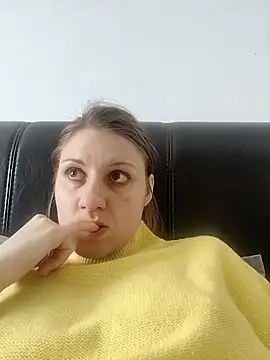 SandyCassie online show from March 2026 12:33:01 PM