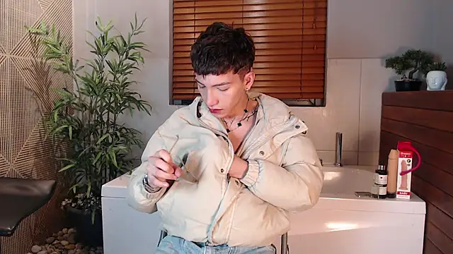 Tiam muller online show from January 2026 03:34:01 AM