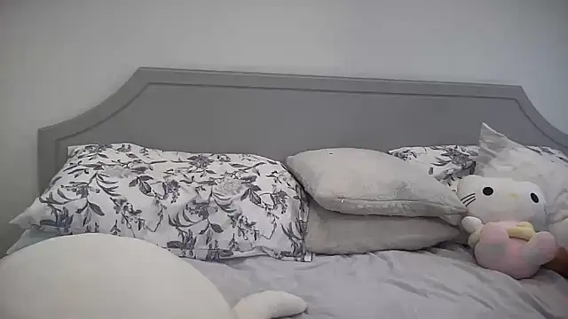 Amiraxevans online show from February 2026 11:20:01 AM