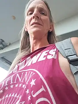 Snapshot of Cheryl_F chatting on July 2026 06:21:02 PM Cheryl F online show from July 2026 06:21:02 PM