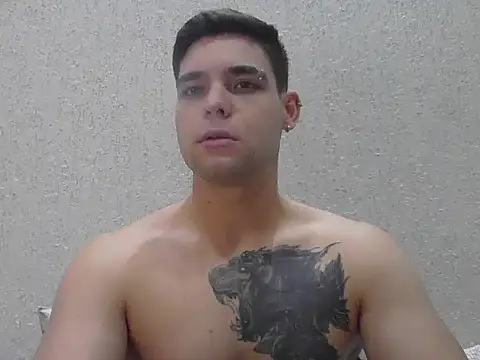 Snapshot of Zure-xxx chatting on May 2026 11:55:01 PM Zure-xxx online show from May 2026 11:55:01 PM