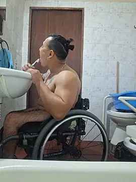 Rueditasss online show from April 2026 02:11:01 PM