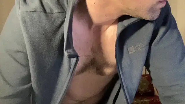 sportive hunk online show from May 2026 08:26:02 PM