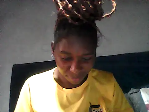 sexysmalldaily04 online show from October 2025 01:45:02 PM