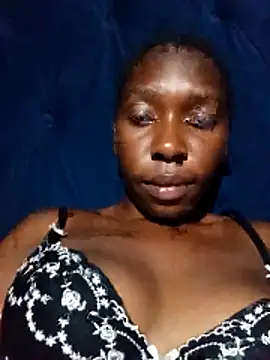 sexysmalldaily04 online show from November 2025 06:56:02 PM