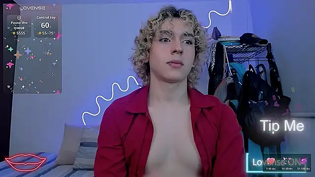 Snapshot of Lyric_Mirage chatting on November 2025 02:24:01 AM Lyric Mirage online show from November 2025 02:24:01 AM