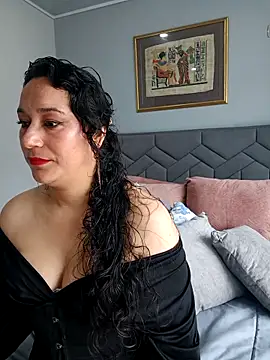 Elizabeth bennett 6 online show from April 2026 03:26:02 PM