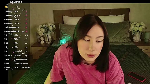 Busty Lina online show from October 2025 05:08:02 AM