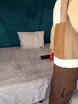 Aaron Eze online show from April 2026 12:41:02 PM