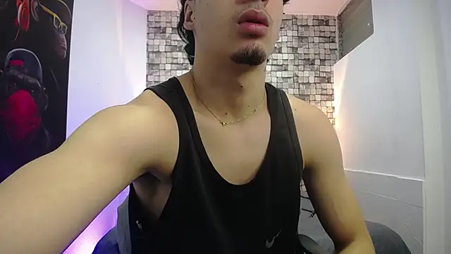 Snapshot of Adams_Collins_ chatting on October 2025 11:54:02 AM Adams Collins online show from October 2025 11:54:02 AM
