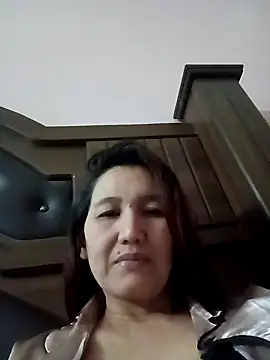 Snapshot of Bigtitsass81 chatting on October 2025 01:01:01 PM Bigtitsass81 online show from October 2025 01:01:01 PM