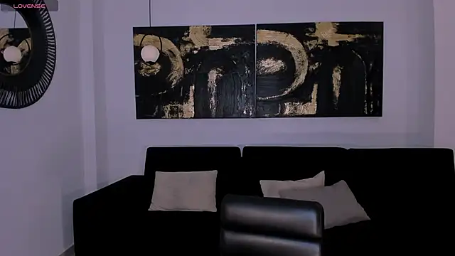 ScarlettBlaze  online show from December 2025 12:10:01 PM