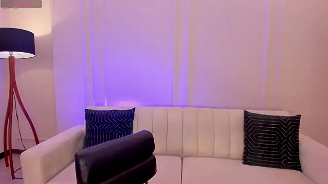 AnnieMonroe1 online show from December 2025 11:51:01 AM