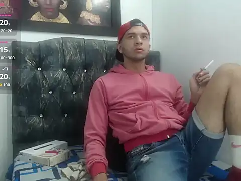 Snapshot of pether_hairy chatting on May 2026 04:28:02 AM pether hairy online show from May 2026 04:28:02 AM