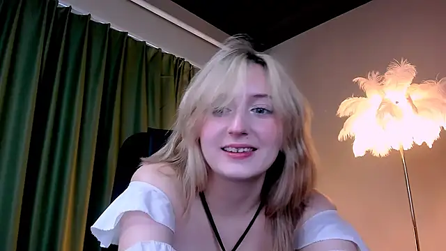 ScarlettScril online show from November 2025 07:30:02 AM