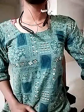 Snapshot of Ratri-Biswas chatting on November 2025 07:23:02 PM Ratri-Biswas online show from November 2025 07:23:02 PM