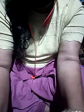 Snapshot of Priyanka-Khan chatting on May 2026 05:07:02 PM Priyanka-Khan online show from May 2026 05:07:02 PM