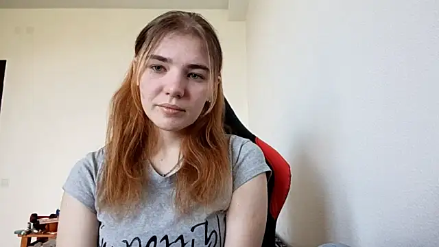 Snapshot of Lisa_grander chatting on October 2025 11:00:02 AM Lisa grander online show from October 2025 11:00:02 AM
