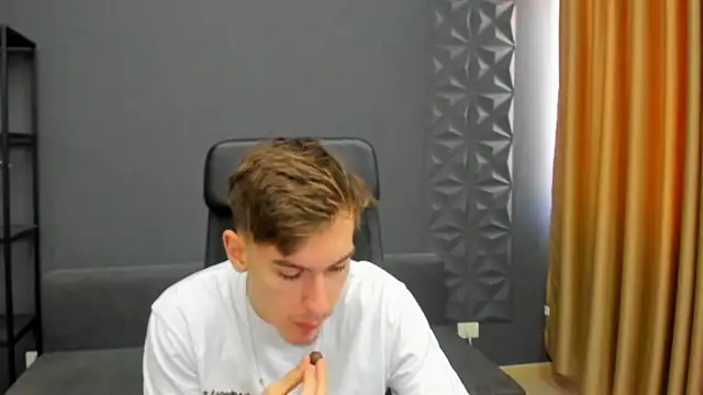 BradyFlint online show from April 2026 08:09:02 AM