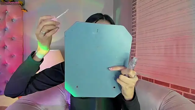 TanyaBello online show from March 2026 04:39:01 AM