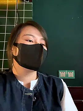 Snapshot of Alice9988 chatting on October 2025 08:29:02 AM Alice9988 online show from October 2025 08:29:02 AM