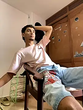 Snapshot of gsusss_feet chatting on November 2025 06:51:01 PM gsusss feet online show from November 2025 06:51:01 PM