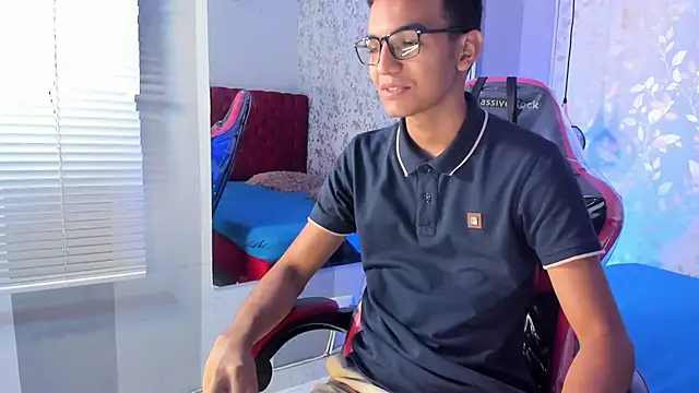 Snapshot of velkanX chatting on October 2025 09:49:01 PM velkanX online show from October 2025 09:49:01 PM