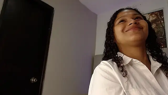 miel alisha online show from February 2026 12:49:01 PM