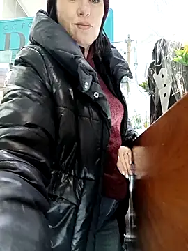 Luna 7777 online show from February 2026 01:20:01 PM