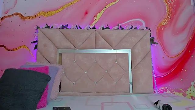 mia  blaze   online show from January 2026 03:22:02 AM