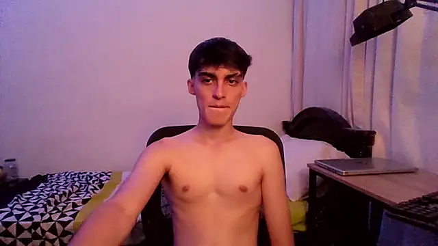 WarrenBlushfire online show from October 2025 05:51:01 AM