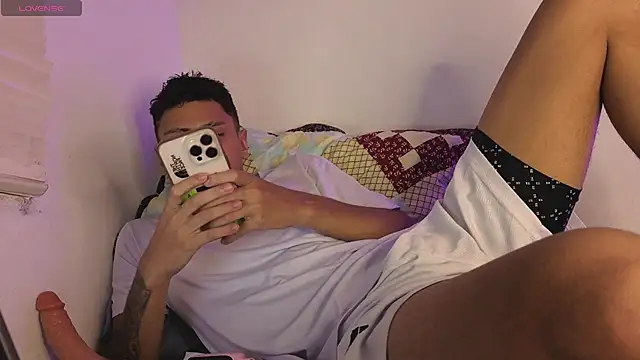 Snapshot of Anto_Jasro chatting on November 2025 01:08:02 AM Anto Jasro online show from November 2025 01:08:02 AM