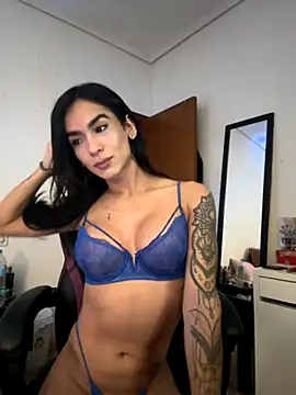 TellmeCatt online show from October 2025 01:06:02 AM